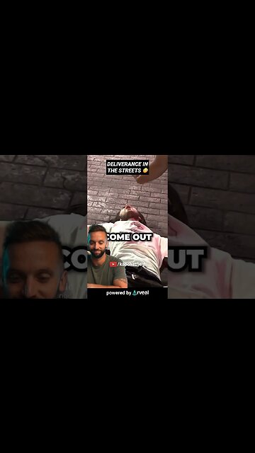 Casting out DEMONS in the STREETS 🤯 #jesus #bible #supernatural #demons #christianity