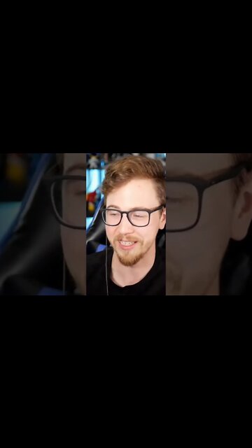 can someone explain this to me? #bluelock #anime #review