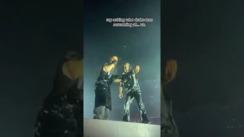 We flashed Drake & 21 Savage #itsallablurtour #drake