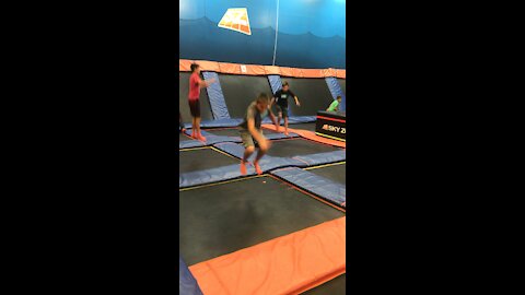 Me on da trampoline