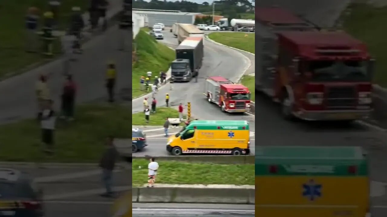 Brazilian truckers and farmers block roads in many cities They contest Lula's victory