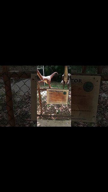 Lagoa dos Dinossauros.