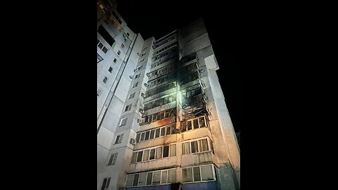 💔🇺🇦 Shahed UAV strike high-rise building at night in Chornomorsk, Odesa region