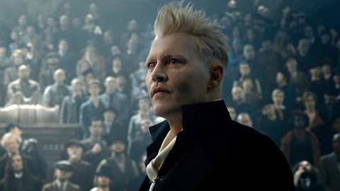 Studio Execs At Warner Bros. Are "Freaking Out" Over Johnny Depp Legal Drama