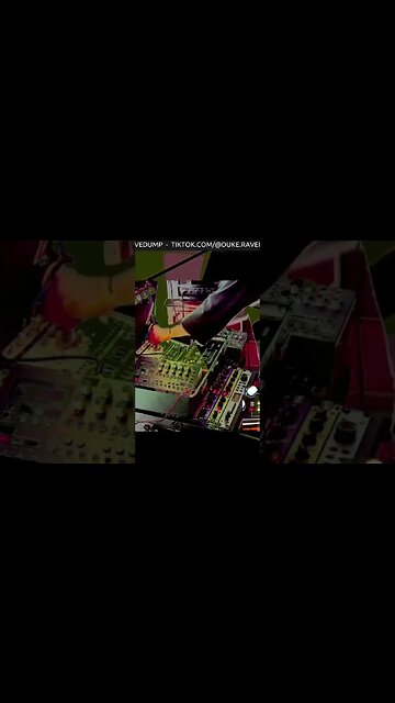 ACEEEEED #techno #acidtechno #uk #music #acidmusic #ravedump #rave #technomusic #independentmusic