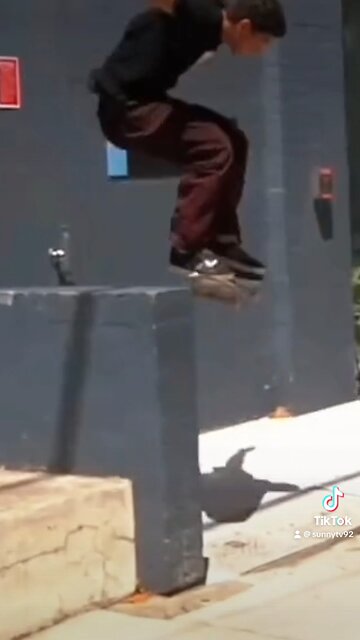 Cool skateboard tricks