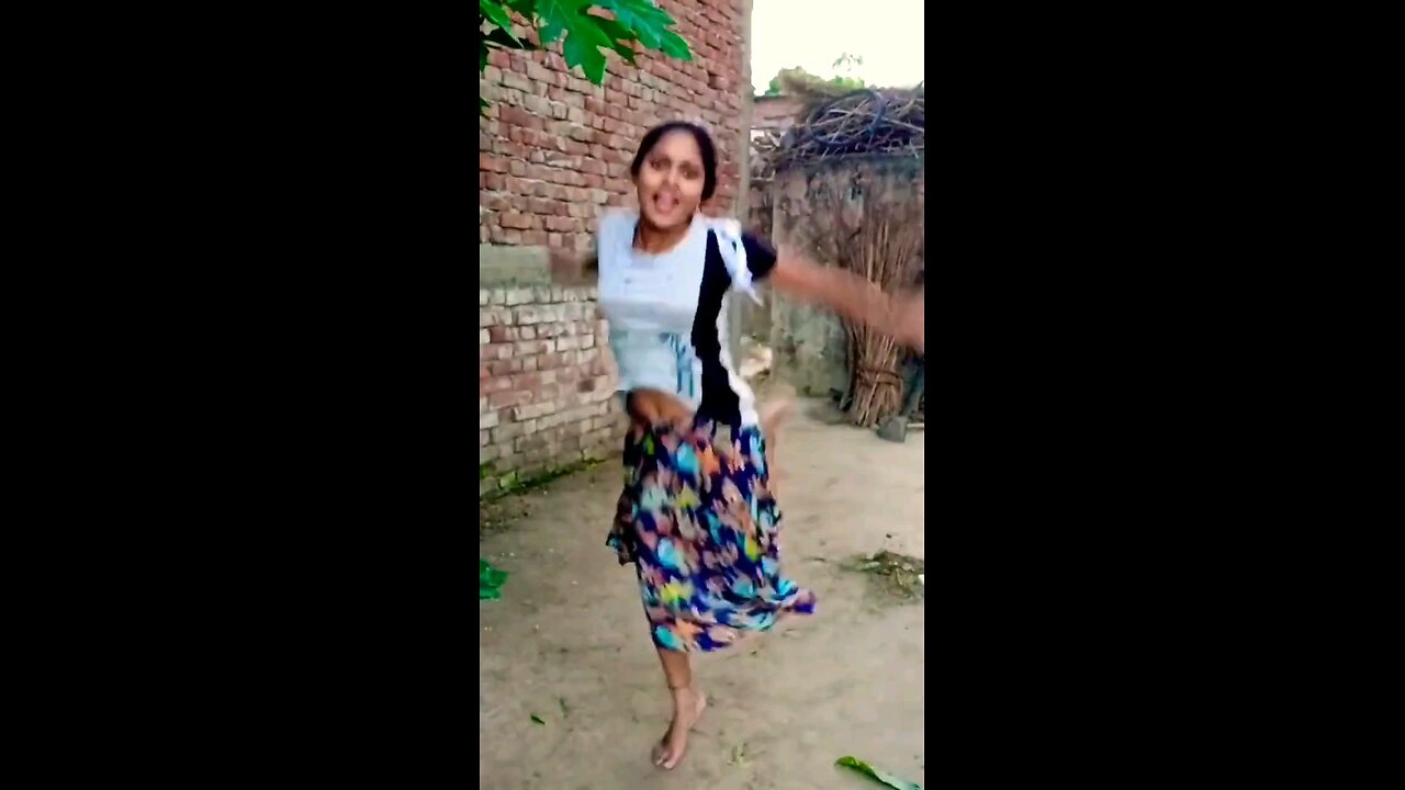 Desi girl dance