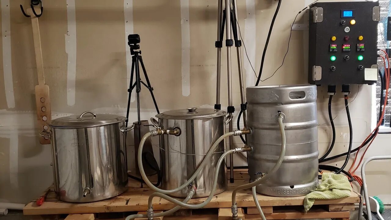 Vlog 182 | How To Brew A 10 Gallon Batch Of Beer In Under 10 Minutes with @shadowrayz