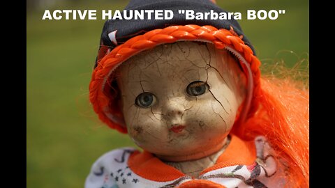 SHOCKING... very active doll, eyes move and a face appears on the wall!!!