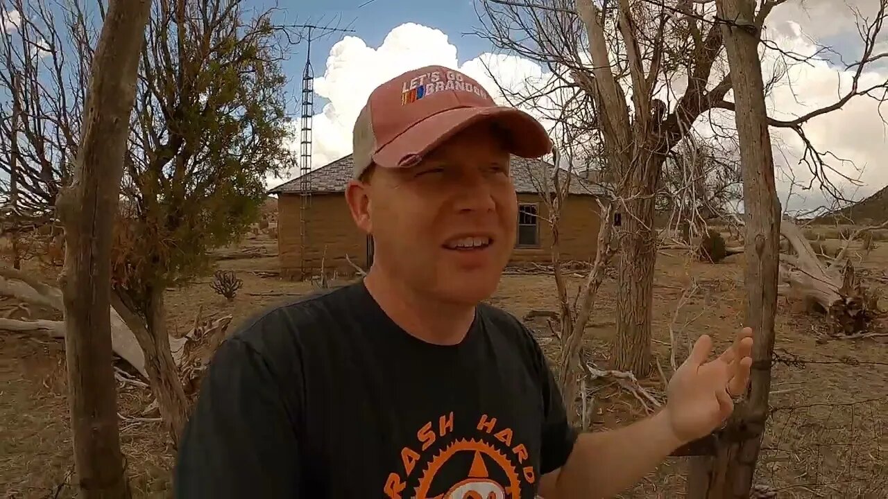 Urban Exploring - Old Homestead in Black Mesa area!