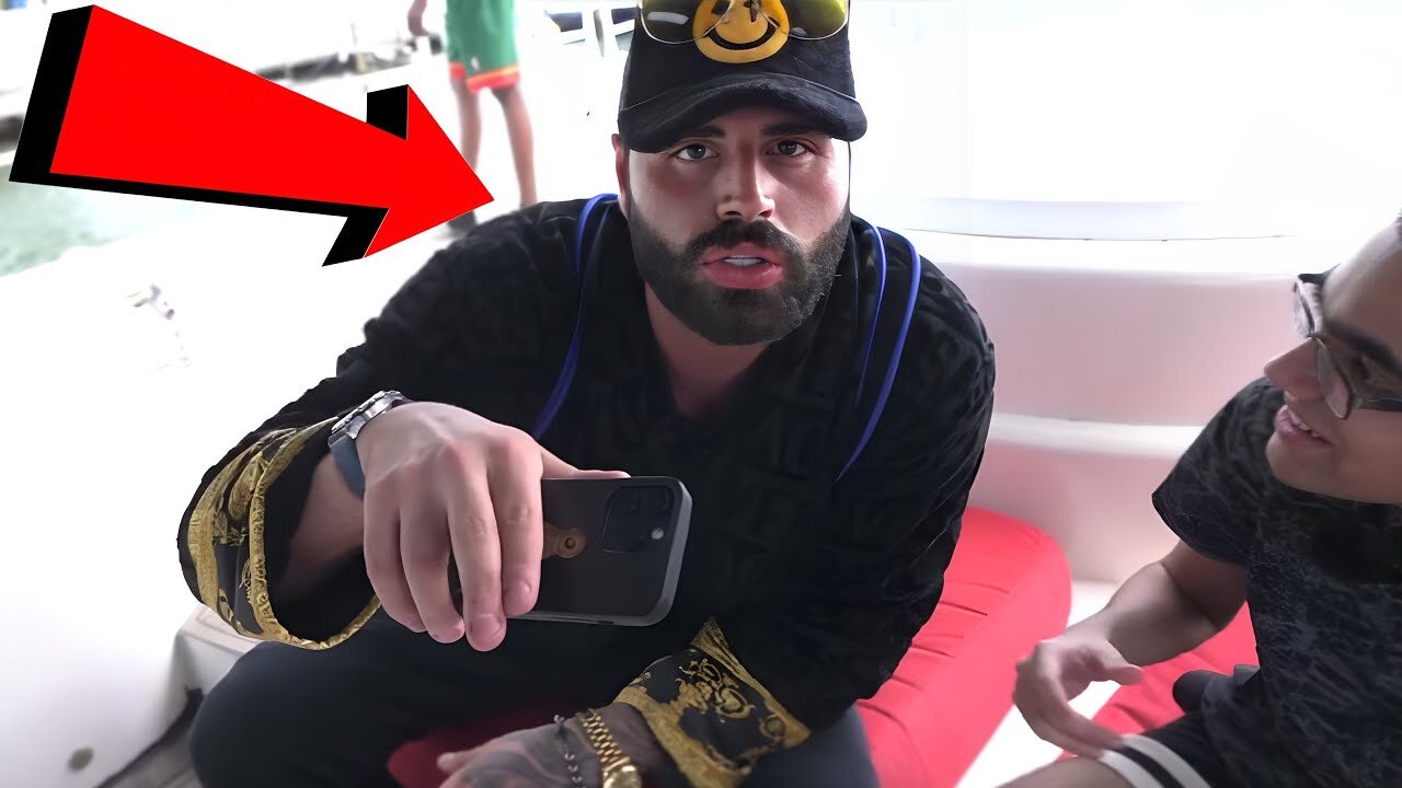 Jon Zherka Meets N3on IRL For The First Time..
