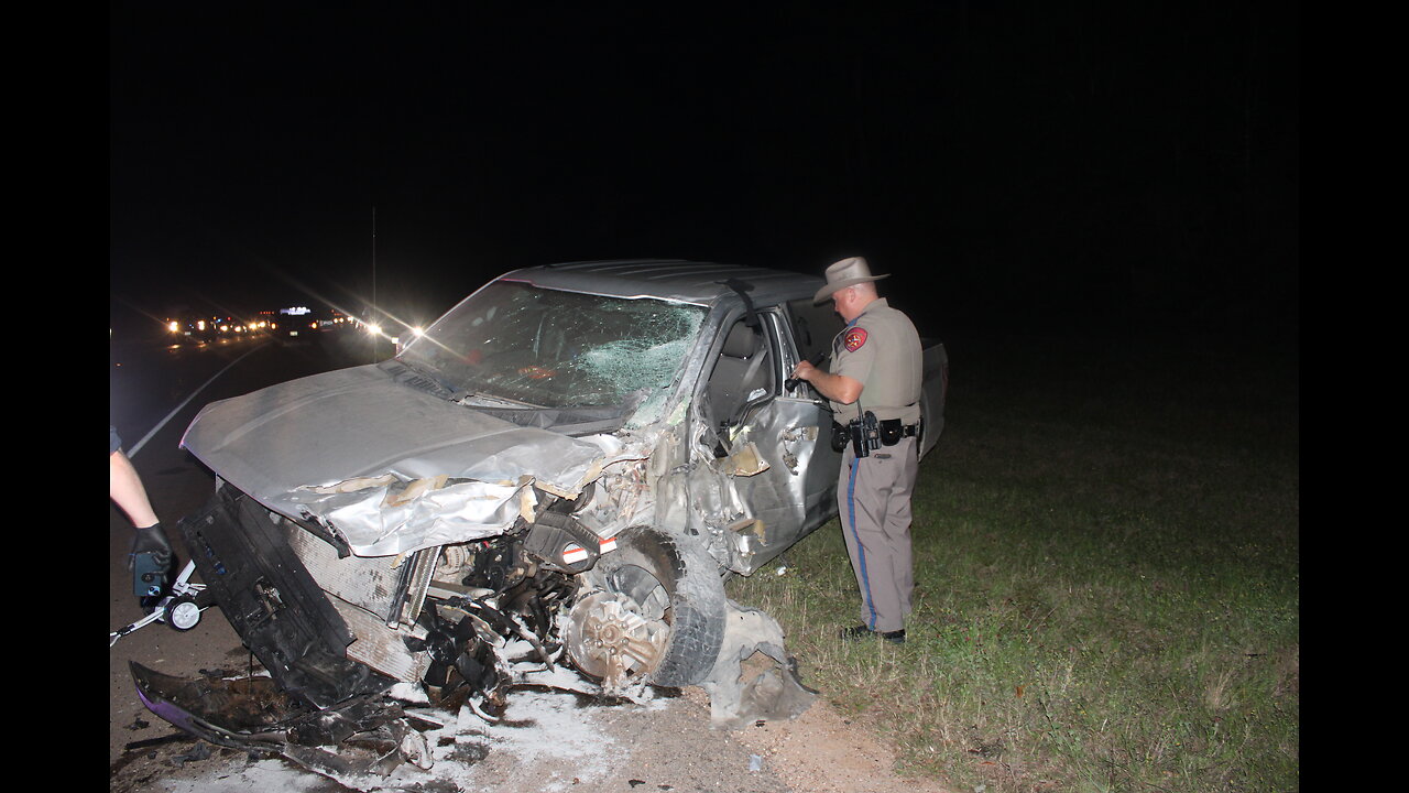 PICKUP VS 18 WHEELER, MIDWAY TEXAS, 04/02/22...