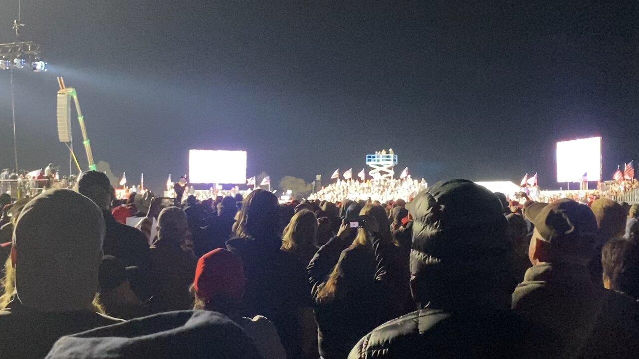 Trump Rally “F@ck the press” chant