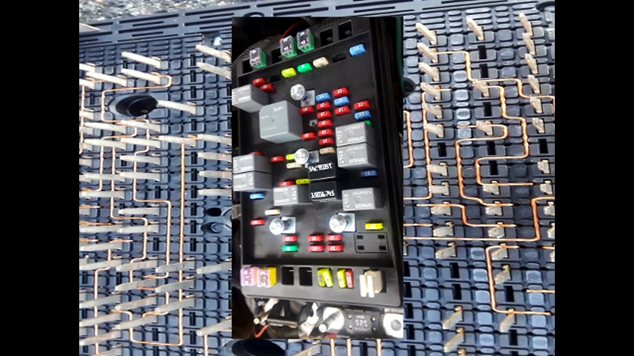 Repair Fuse Box in 2002 Chevy Trailblazer