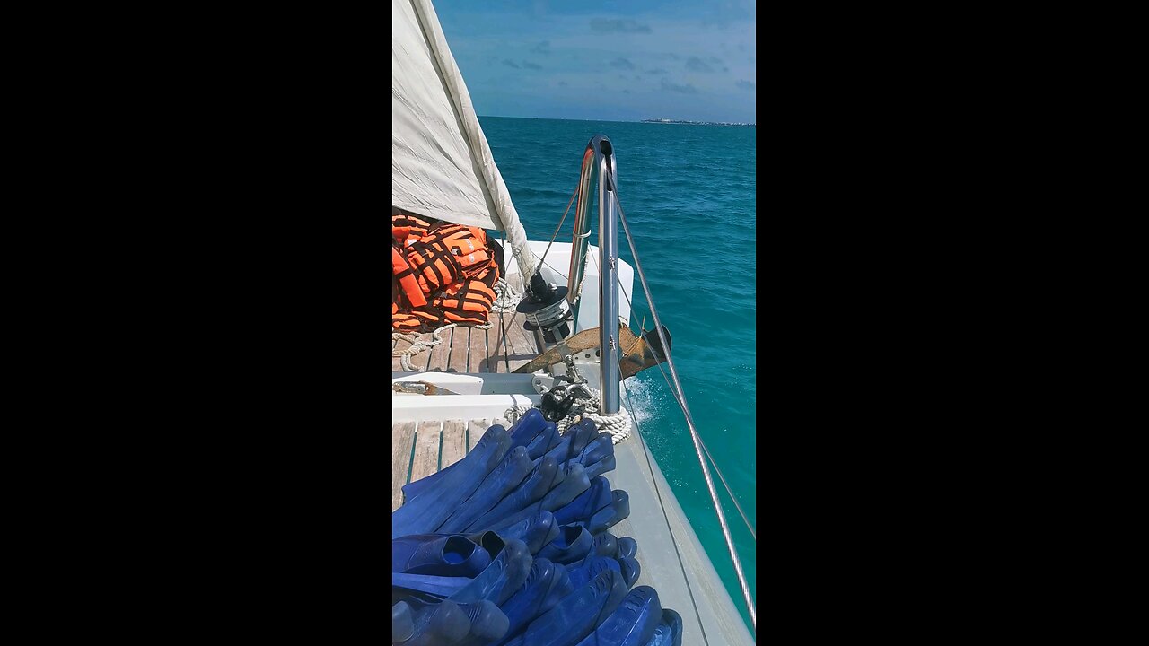 Sailing Trip in Cancun Mexico