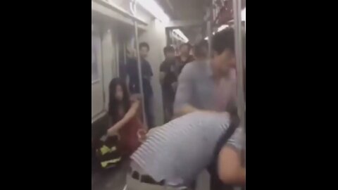 🥊😱 street fight 4🥊 man slaps another man in metro and gets knocked out in return 😱🥊