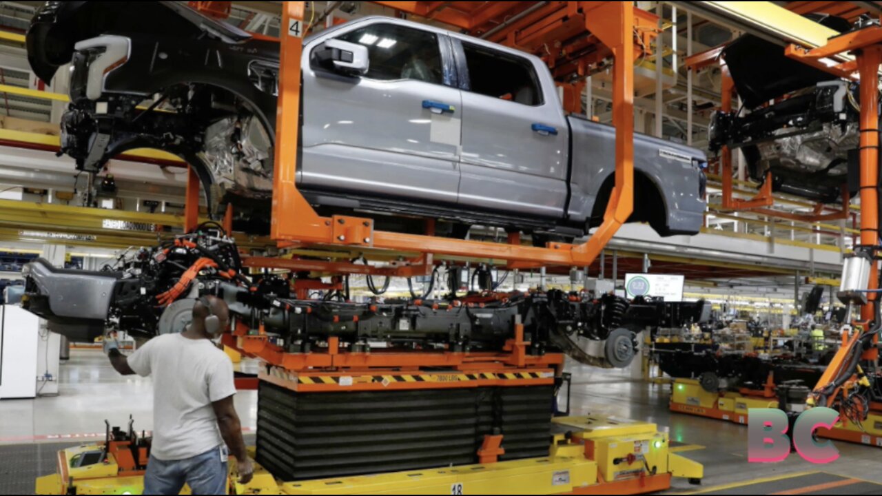 GDP grew at a 2.4% pace in the second quarter, topping expectations