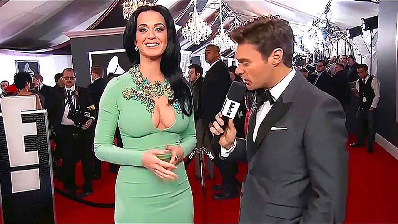 FUNNY MOMENTS OF CELEBRITIES ON LIVE TV