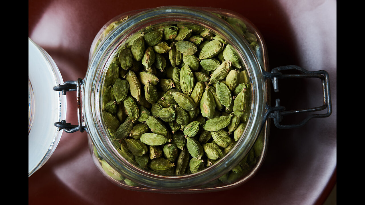 5 Benefits of Cardamom