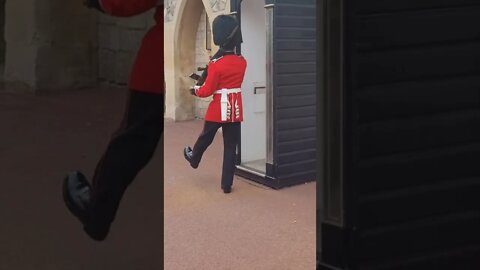 His feet slide #windsorcastle