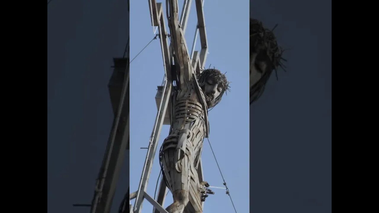 WOW ! Metal sculpture of a crucified Jesus Christ #Shorts