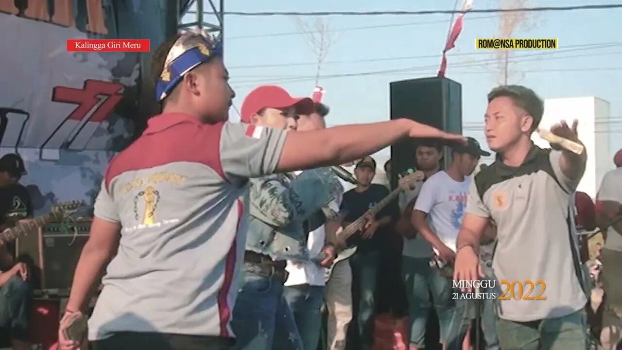 sekuntum mawar merah, Ratna antika