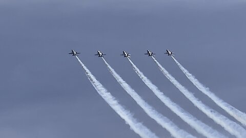 CNE Toronto Air Show 15. Loud sounds alert