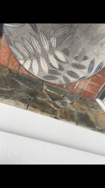 No Hurricane will stop a local delivery that ordered 45min prior 🇺🇸