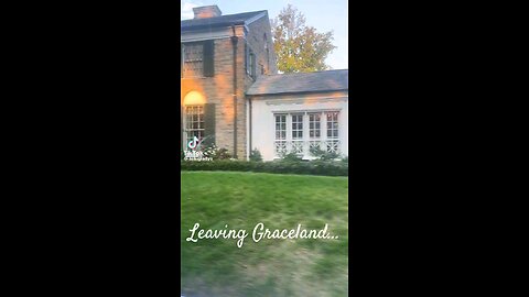 graceland the king