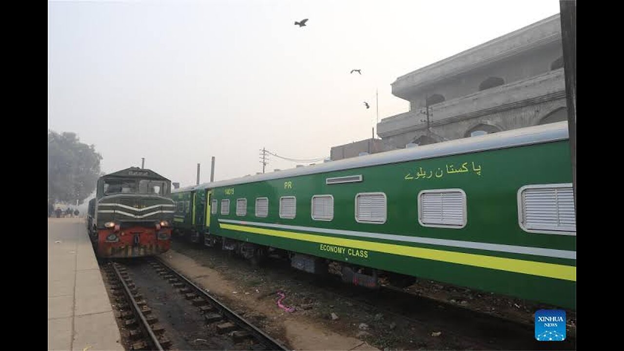 Karakoram Express Supre Fast train of Pakistan Railways