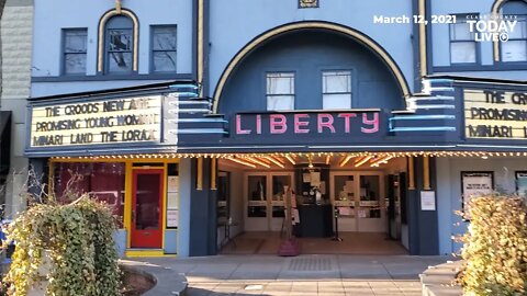 Liberty Theatre lights shine again