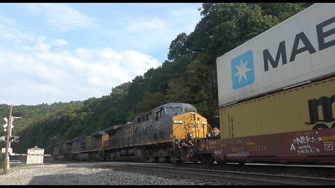 A long intermodal @ the keystone crossing