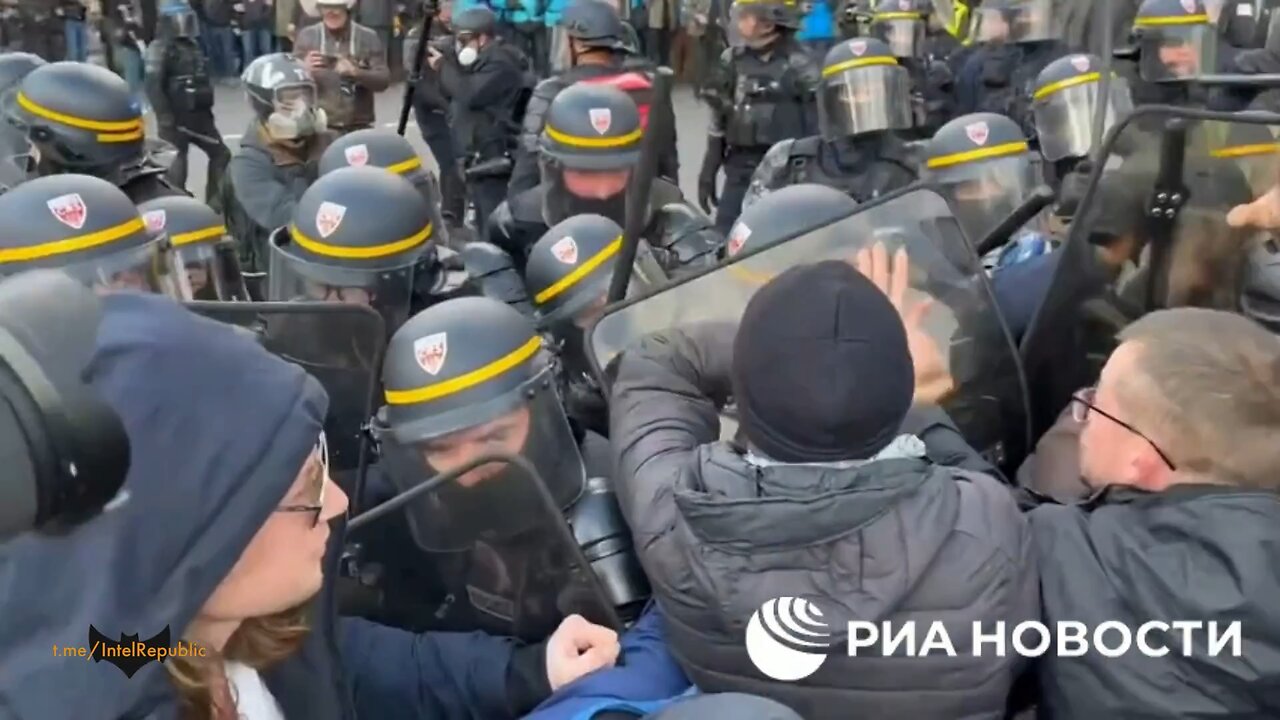 French protestors going against the deep state police