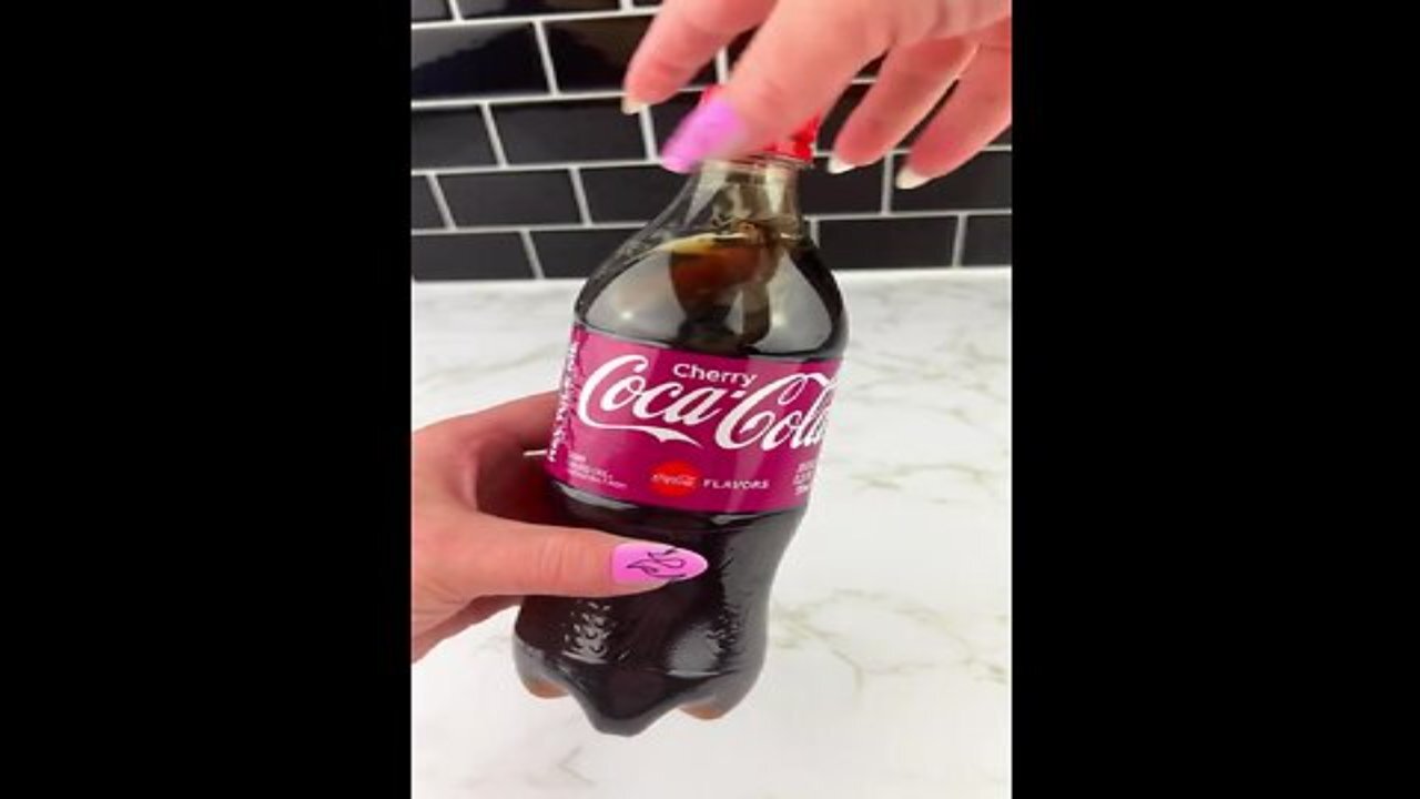 🚀Cherry Coke Soda Lip Balm Satisfying Video ASMR! MINI COCA COLA EXPERIMENT 2023🍾 | FUNNY EXPERIMENT