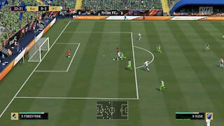 Fifa21 FUT Squad Battles - Suso miss from open chance