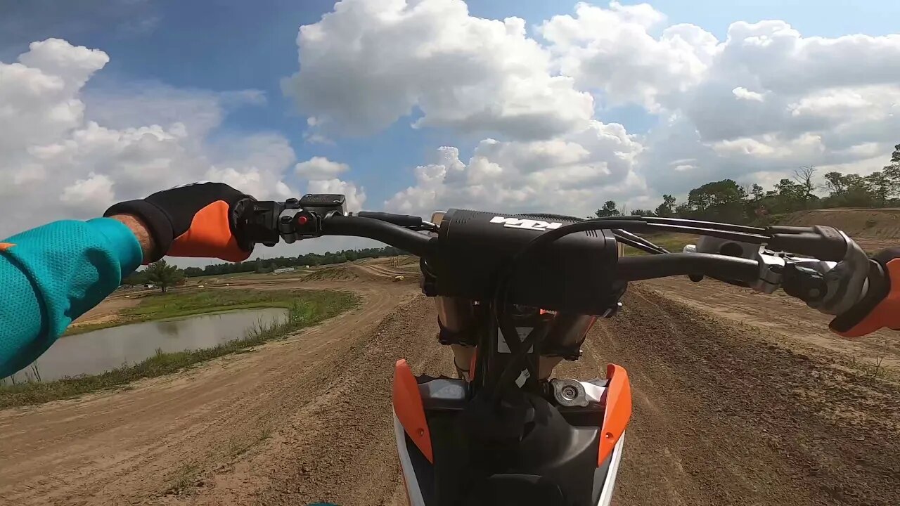 KTM 450SXF ripping East Fork MX on a no-prep day! (Sketchy)