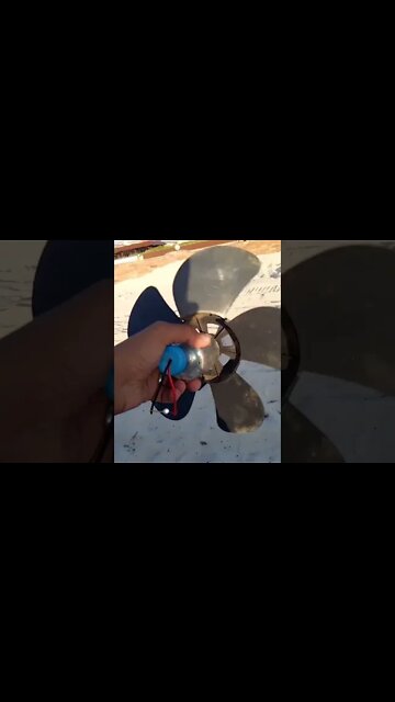 Portable 40 Watt Wind Turbine From Old Box Fan Blades