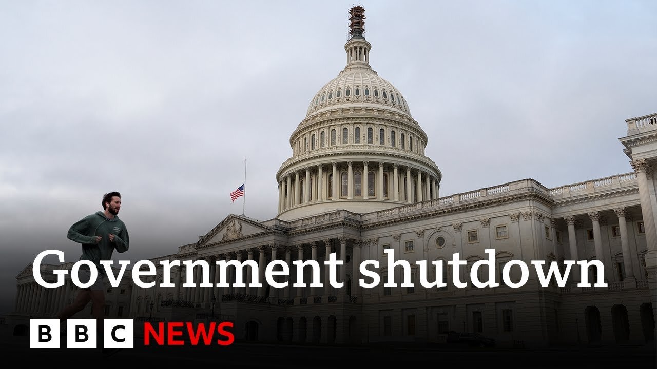 US government avoids shutdown in last-minute deal - BBC News