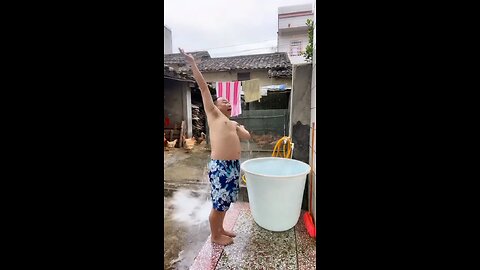 How to take daily bath | Right way to take bath | water resistant man | waterproof #funny #shorts