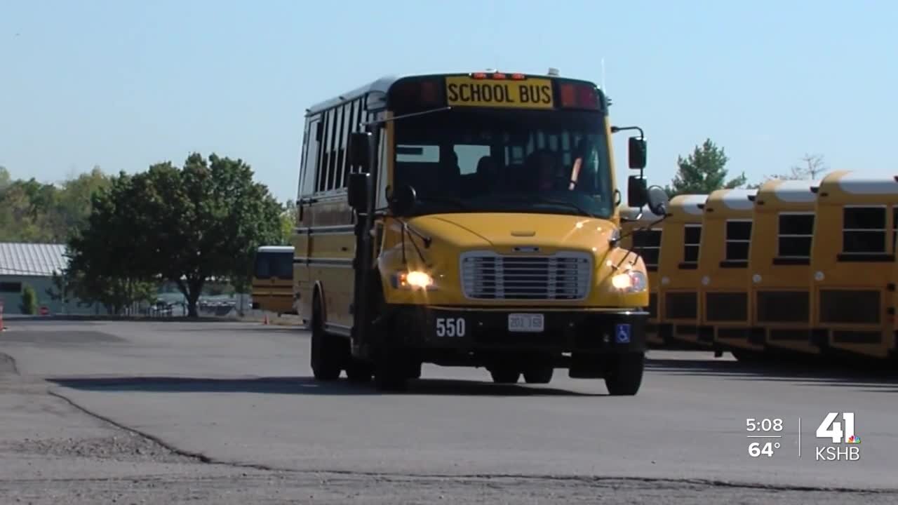 Lee's Summit R-7 schools struggling with shortage of trip drivers