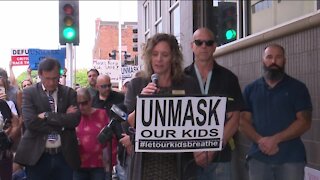 Alderman alleges 'illegal actions' within Appleton school district; parents protest mask mandate