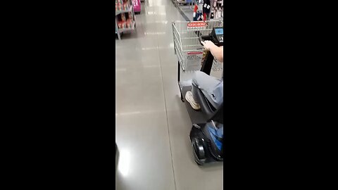 I drive a scooter for the first time