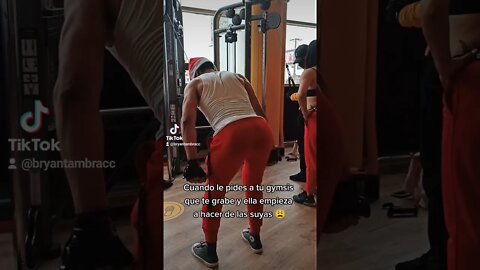 Cuando le Pides a tu Gymsis que te Grabe y Empieza a Hacer de las Suyas 😩