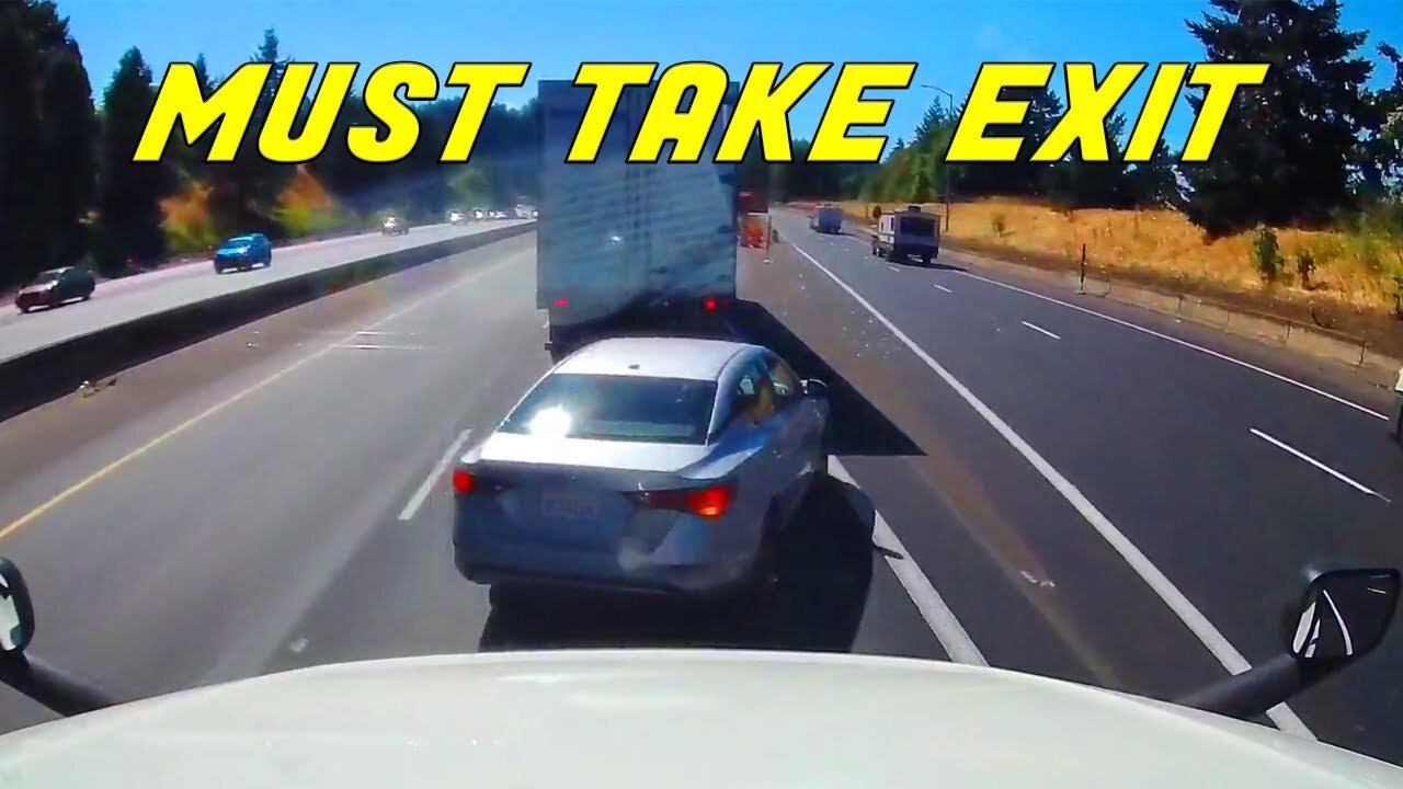CAR CUTS OFF SEMI-TRUCK AND CRASHES TRYING TO EXIT || A Day in the Life of a Trucker 2023