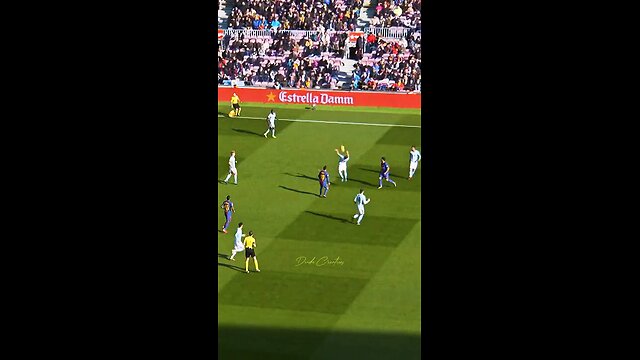 lionel messi amazing dribble