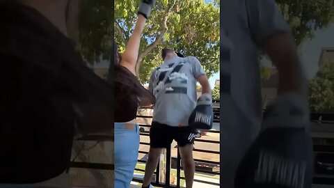 Guy Get Beat Up By His Girlfriend? 🤣