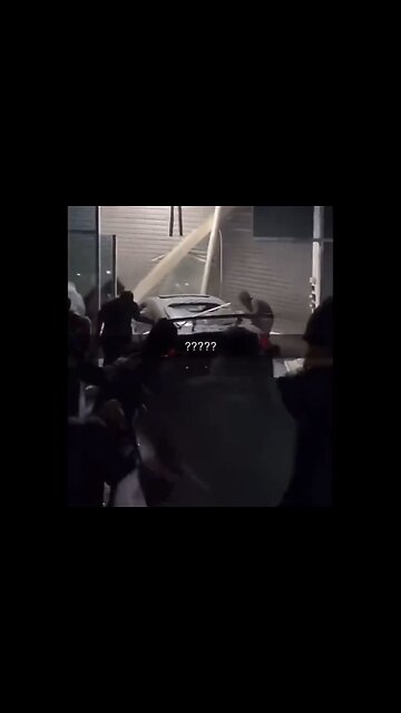 CHAOTIC IN FRANCE🇫🇷LIDL SUPER MARKET🏪DESTROYED BY THUGS🃏💥🏪🏎️🆘🐚💫