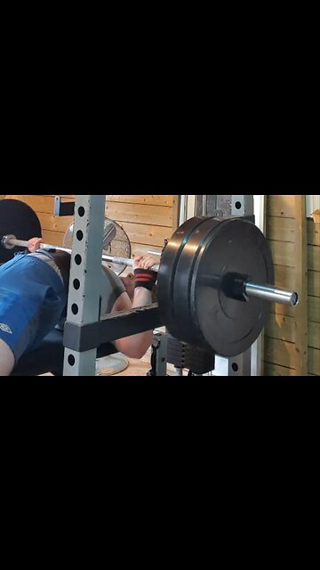 110 KGS X 3 PAUSED BENCH PRESS. ALL-TIME PR!