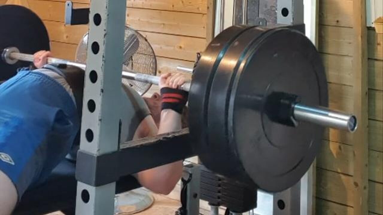 110 KGS X 3 PAUSED BENCH PRESS. ALL-TIME PR!