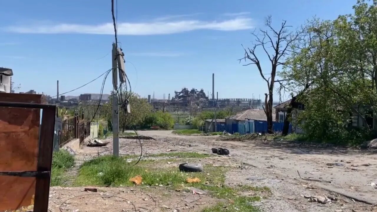 Russian Aviation Continue Bombing Azovstal Plant, Where Remnants Of The Azov Nationalists Are Hiding